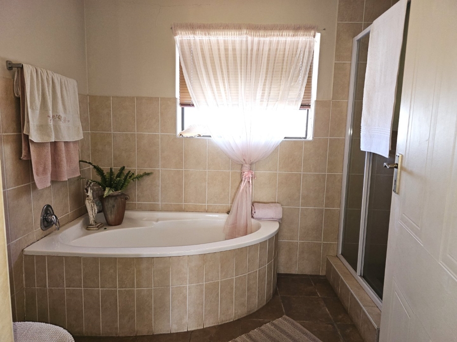 3 Bedroom Property for Sale in Tergniet Western Cape